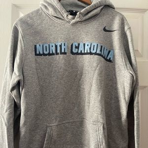 North Carolina Tar Heels hoodie
